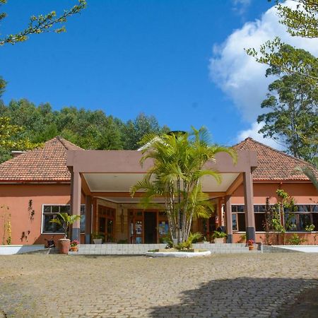 Andasibe Cyperus Hotel Moramanga Экстерьер фото