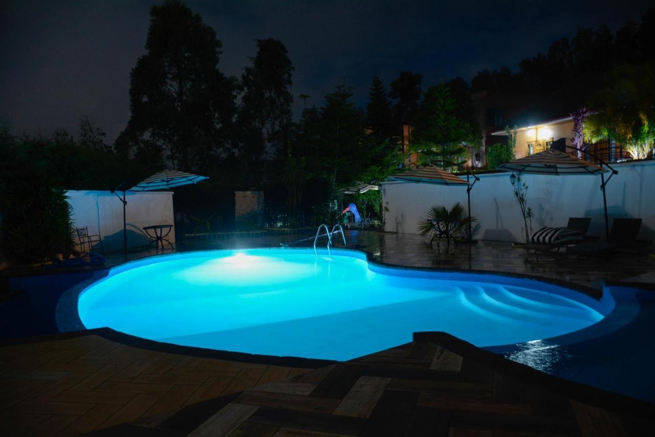 Andasibe Cyperus Hotel Moramanga Экстерьер фото